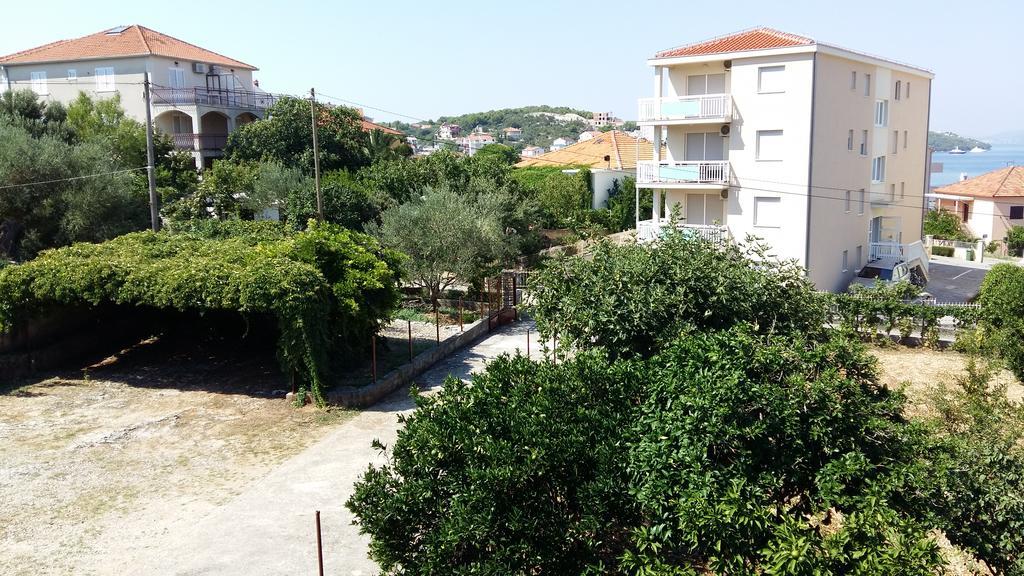 Apartman Dukic Apartment Trogir Bagian luar foto